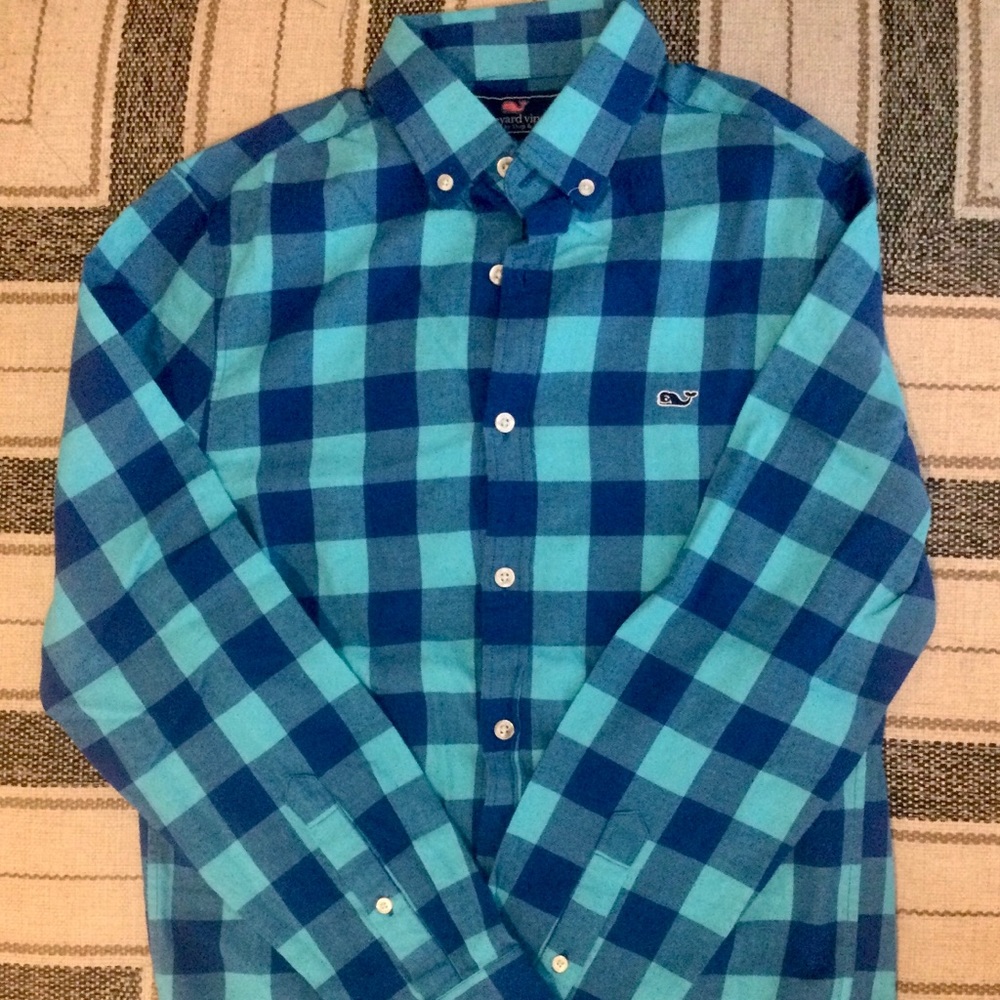 Vineyard Vines button up